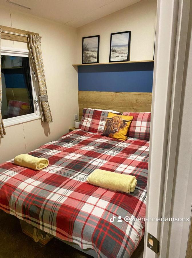 Hotel Presthaven Sands Prestatyn Esterno foto